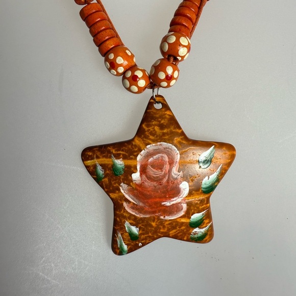 Brown Star Pendant Necklace - Picture 7 of 7
